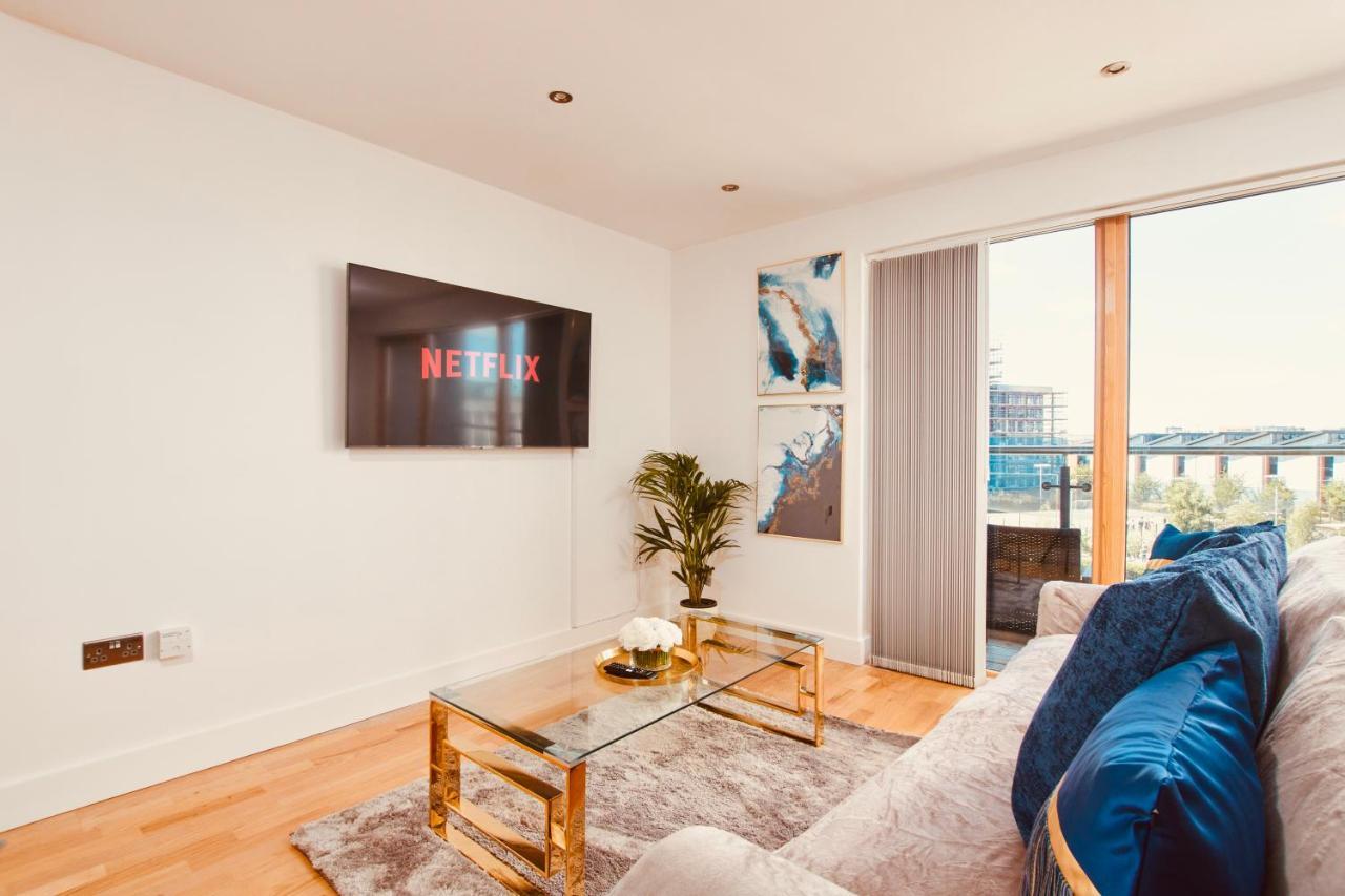 King Deluxe City Apt Large Balcony& Free Parking! Leeds  Exterior photo