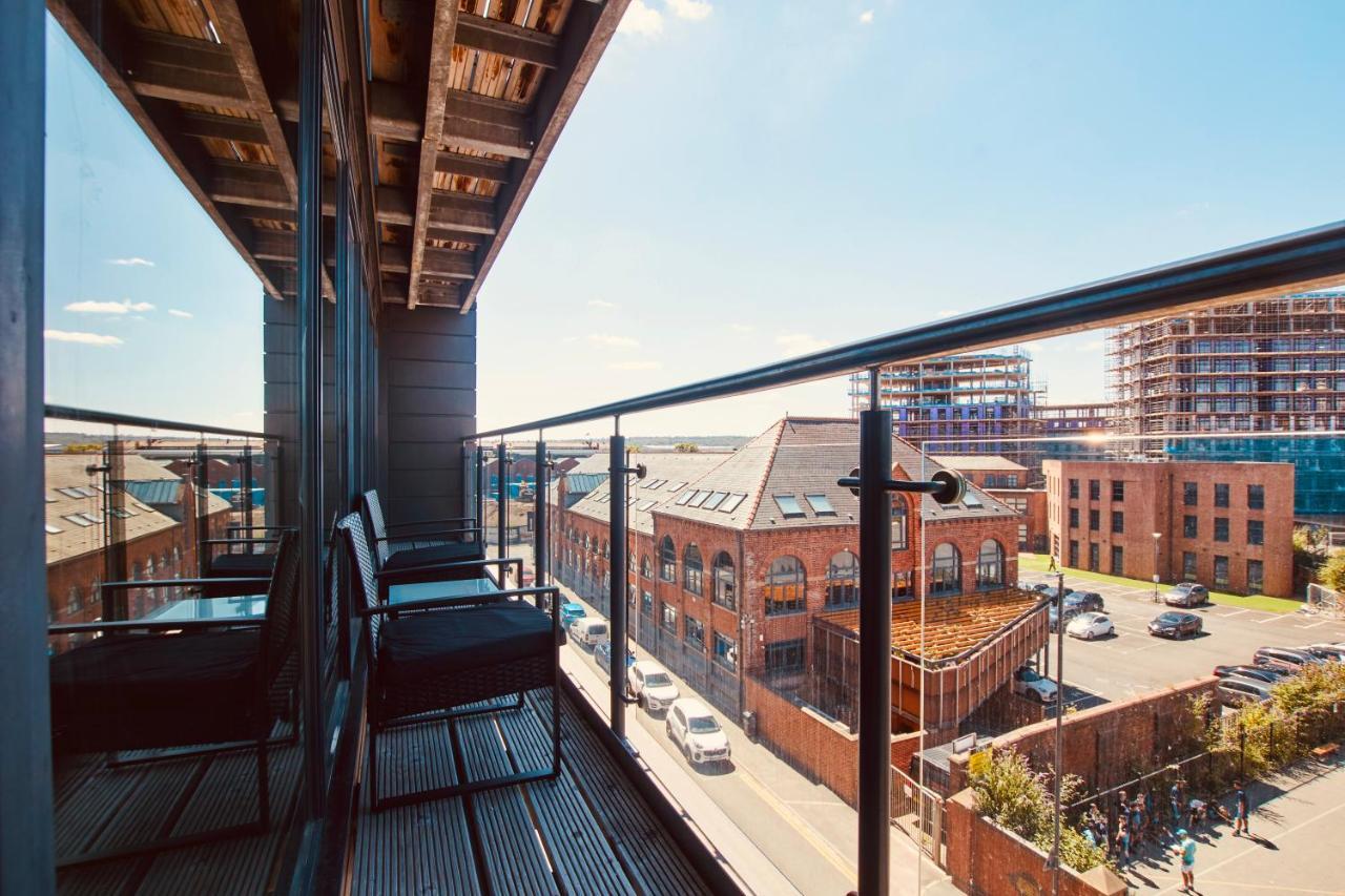 King Deluxe City Apt Large Balcony& Free Parking! Leeds  Exterior photo