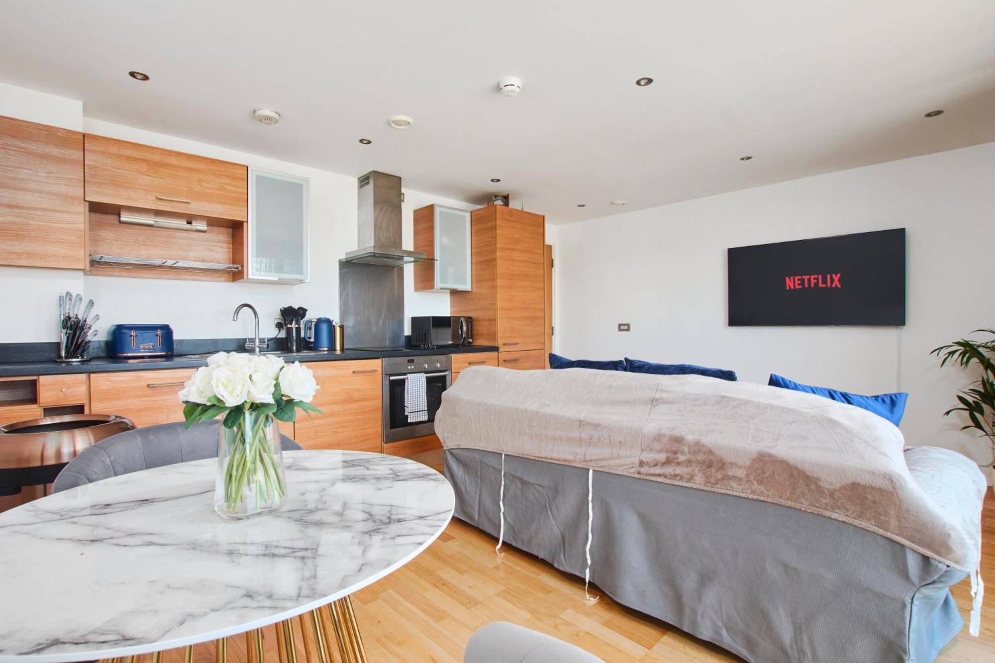 King Deluxe City Apt Large Balcony& Free Parking! Leeds  Room photo