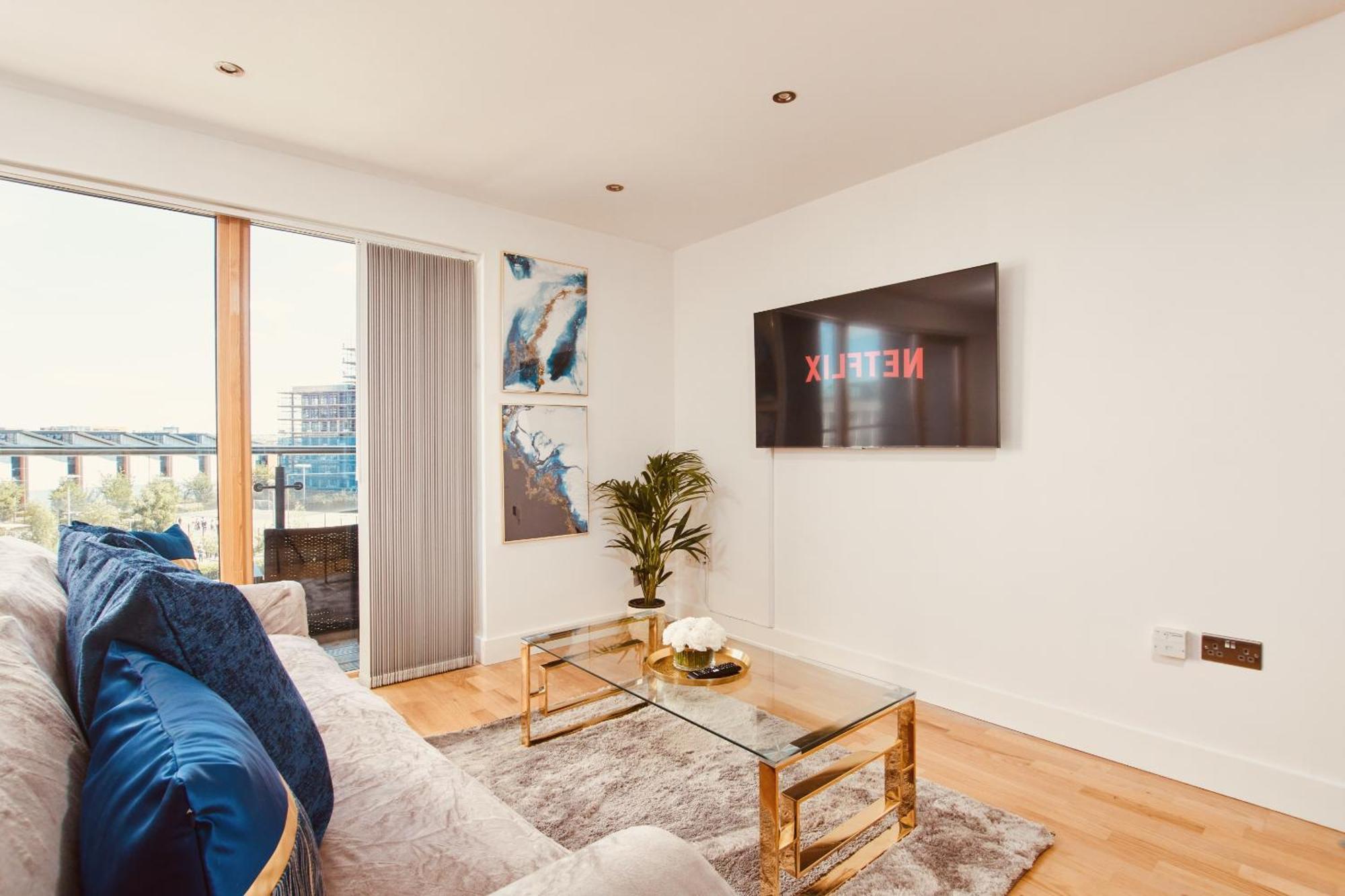 King Deluxe City Apt Large Balcony& Free Parking! Leeds  Exterior photo